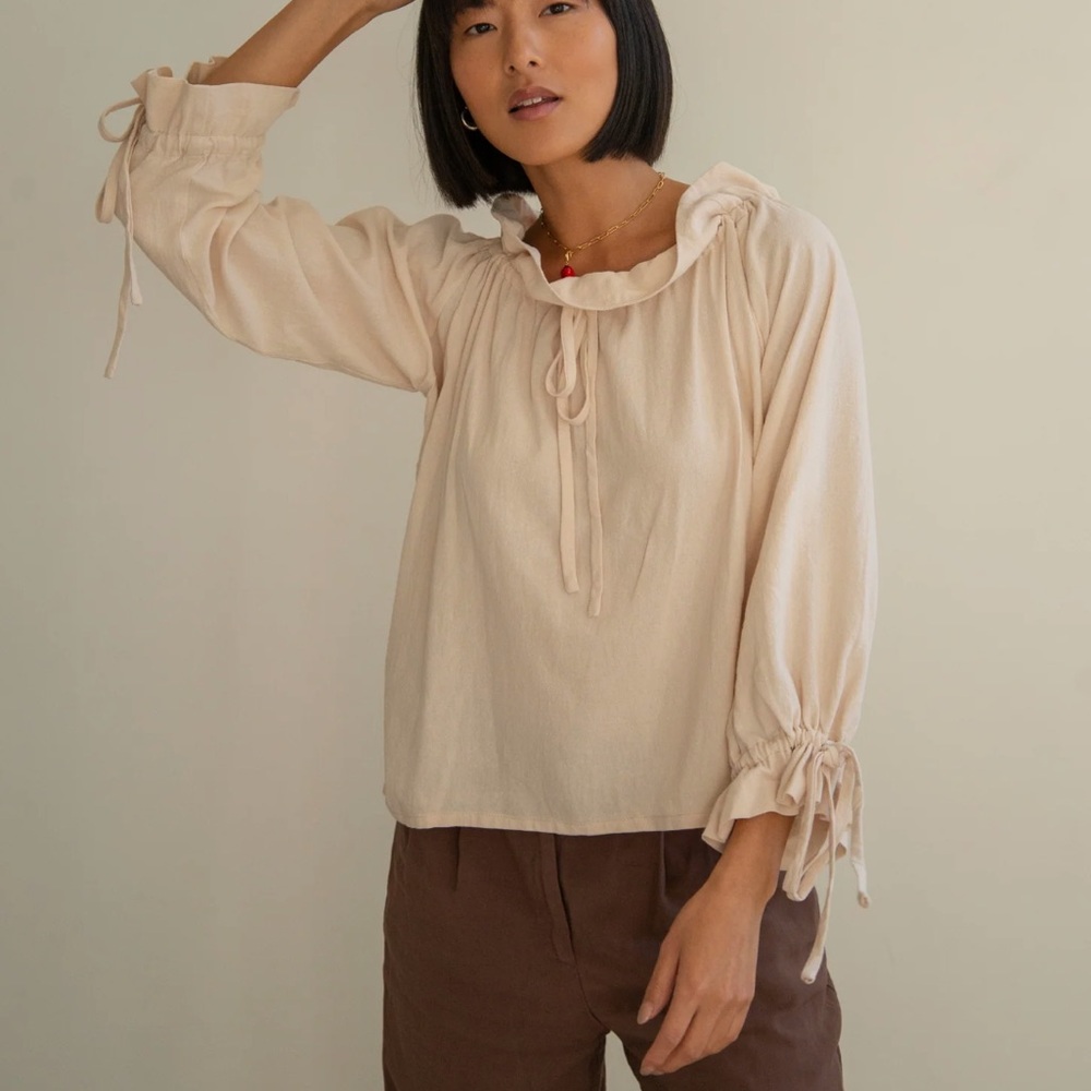 New Sonderhaus Ruth Blouse Off-Shoulder Cream Blouse Large - Picture 2 of 5